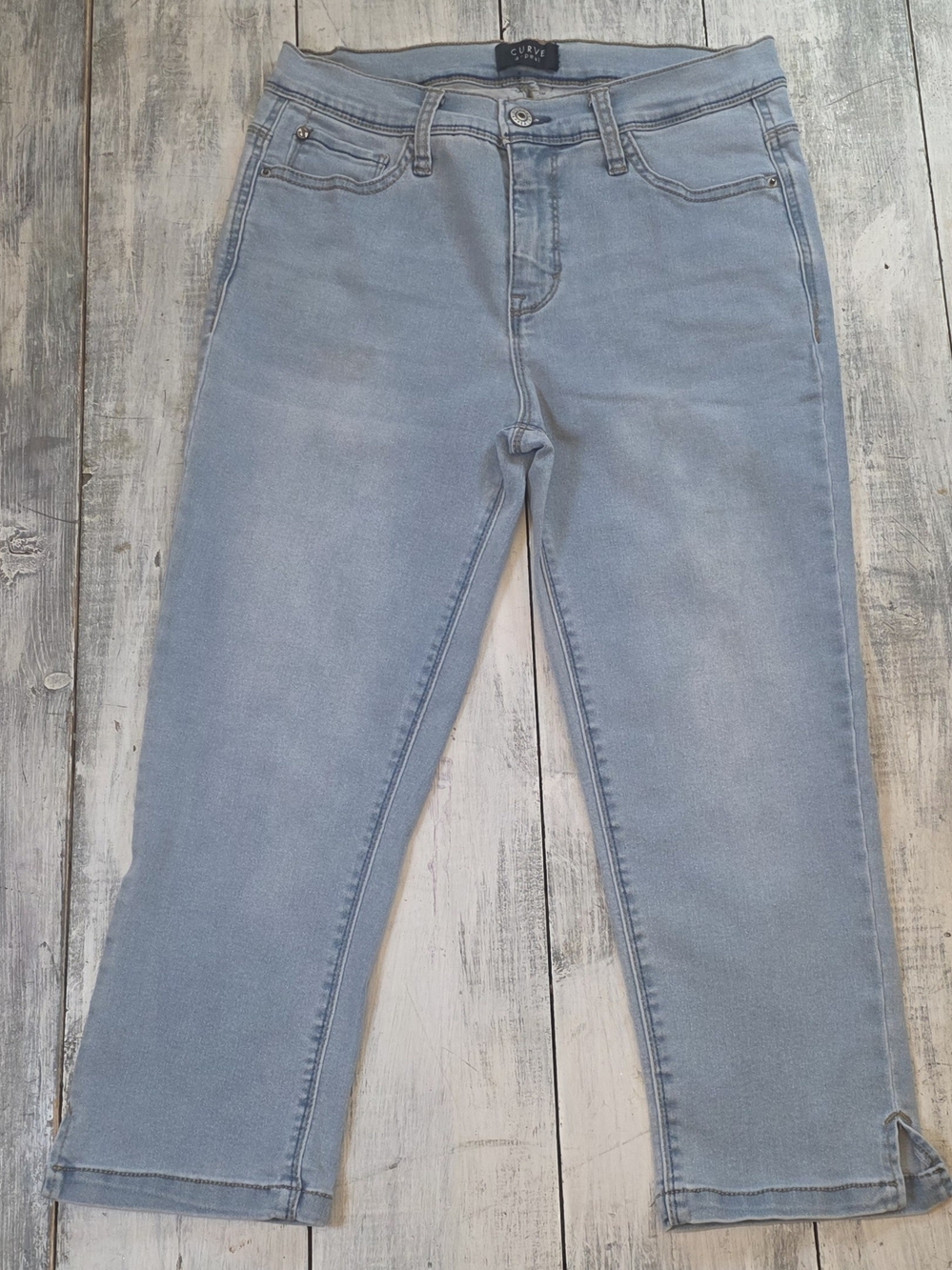 Curve Appeal Women's Light Blue Cropped Jeans sz 4